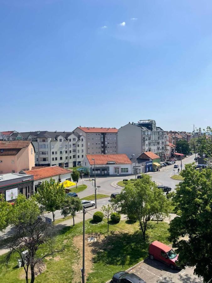 Penny Stan Na Dan Apartment Bijeljina Exterior photo